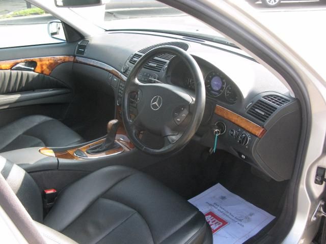 2003 MERCEDES-BENZ E CLASS 2.6 E240 image 5