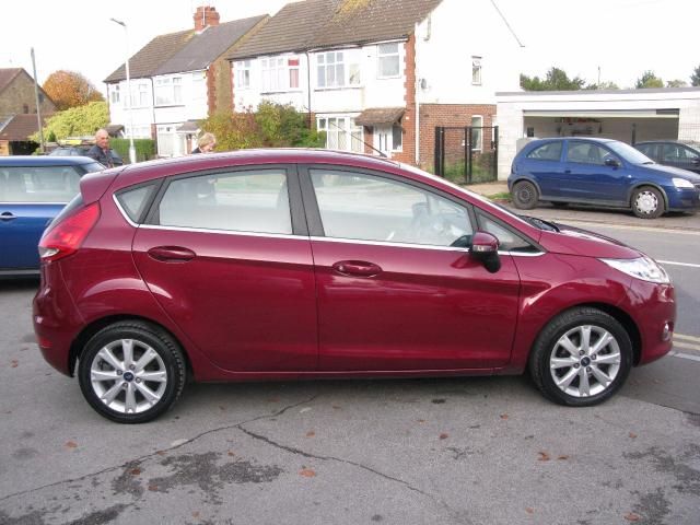 2009 FORD FIESTA 1.4 ZETEC TDCI image 2