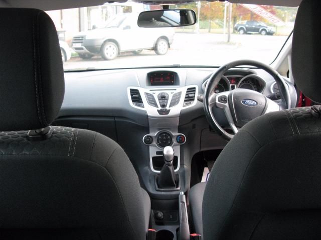 2009 FORD FIESTA 1.4 ZETEC TDCI image 4