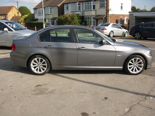 2009 BMW 3 SERIES 2.0 318D SE image 2