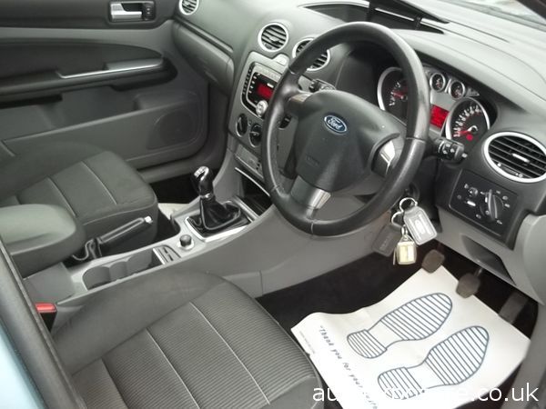2008 Ford Focus 2.0 Titanium image 5
