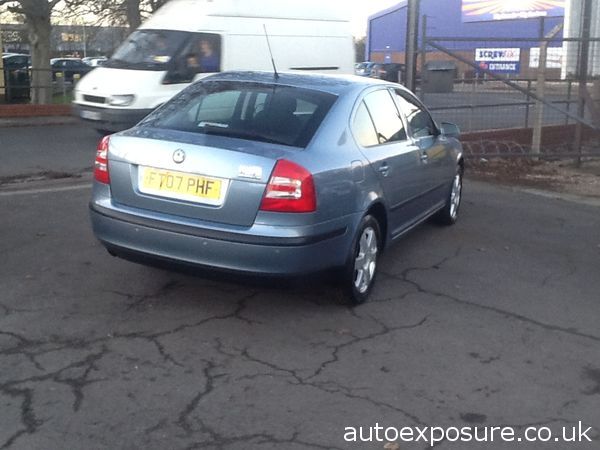 2007 Skoda Octavia 1.6 Auto image 3