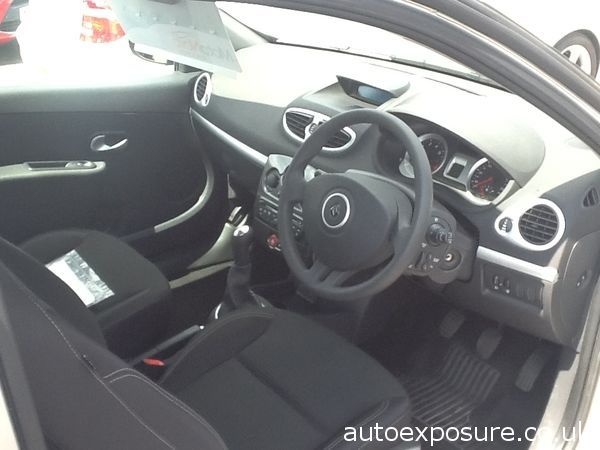 2011 Renault Clio 1.2 image 4