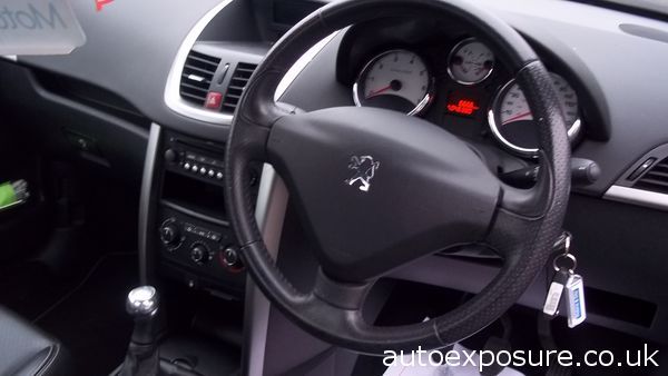 2009 Peugeot 207 1.6 VTi Sport image 4