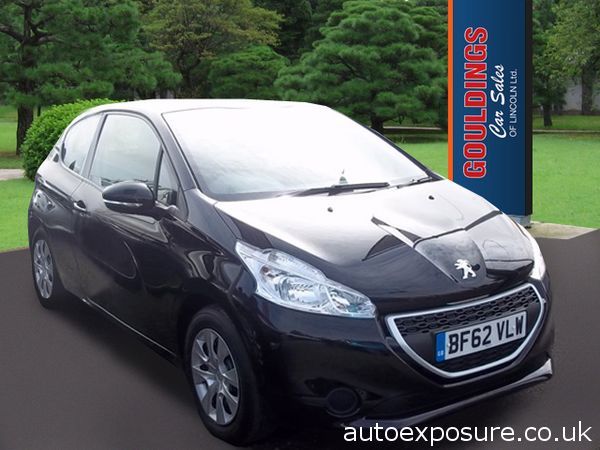 2012 Peugeot 208 1.2 image 1