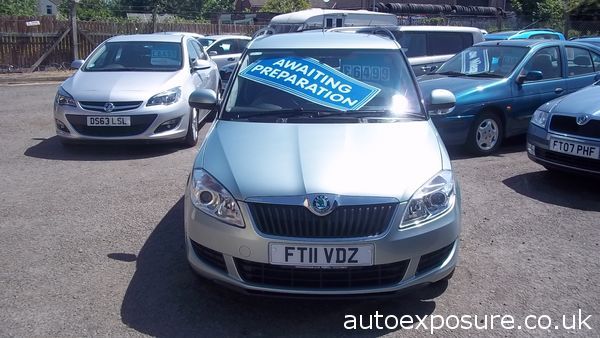 2011 Skoda Fabia 1.2 SE image 2