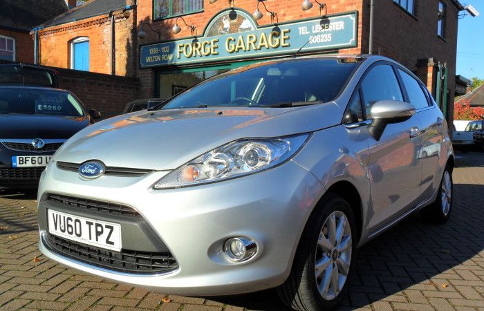 2010 Ford Fiesta 1.25 Zetec image 1