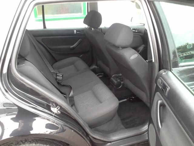 2004 VOLKSWAGEN GOLF 1.6 image 5