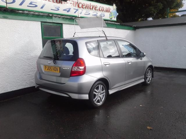 2005 HONDA JAZZ 1.3 DSI SPORT image 3