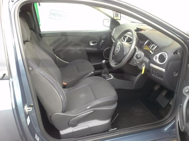 2007 RENAULT CLIO 1.1 DYNAMIQUE image 4