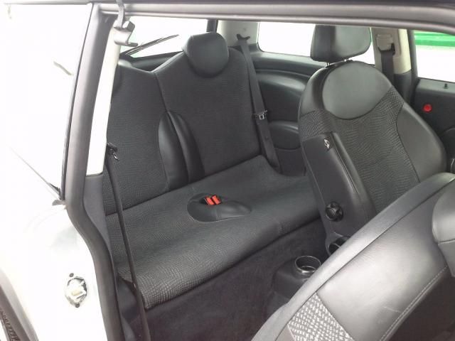 2004 MINI HATCH 1.6 COOPER image 5