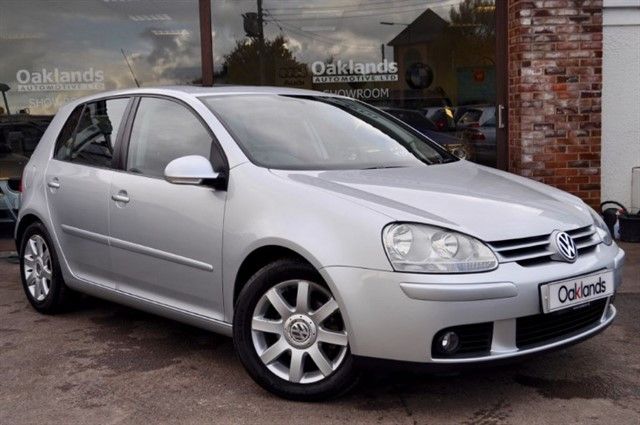 2006 VW Golf SPORT TDI image 1