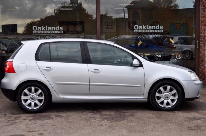 2006 VW Golf SPORT TDI image 2