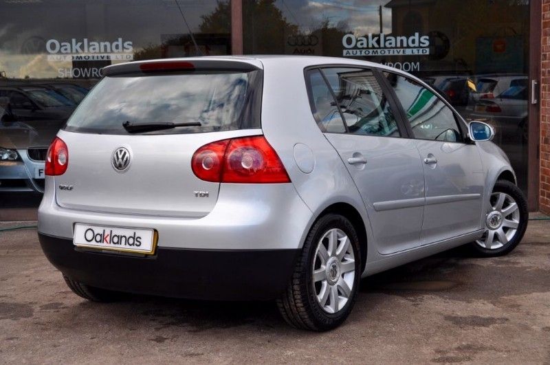 2006 VW Golf SPORT TDI image 3