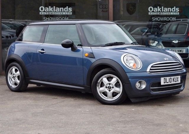 2010 MINI Hatch COOPER D image 1