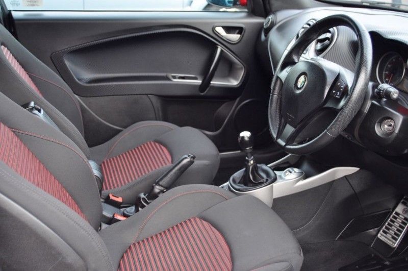 2011 Alfa Romeo Mito 1.4 image 4