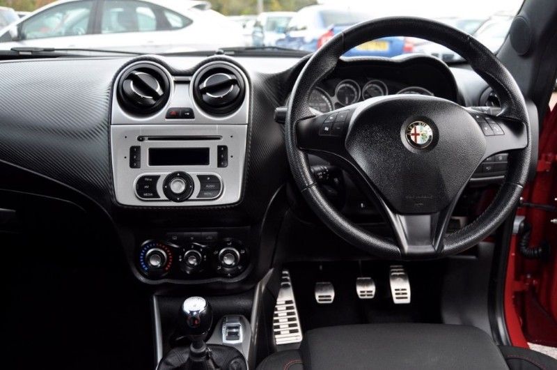 2011 Alfa Romeo Mito 1.4 image 5