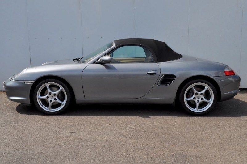 2004 Porsche Boxster 2.7 Roadster image 2