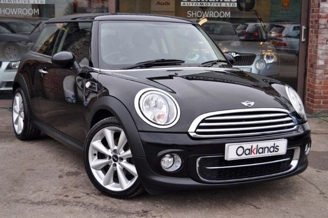 2012 MINI Hatch COOPER D image 1