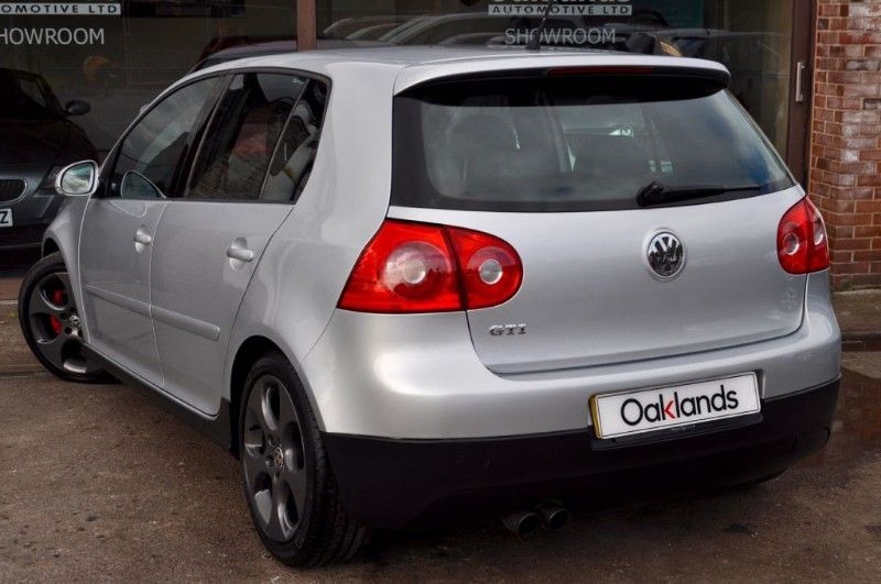 2008 VW Golf GTI image 3