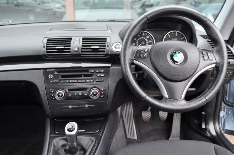 2010 BMW 1 Series 116d SE image 4