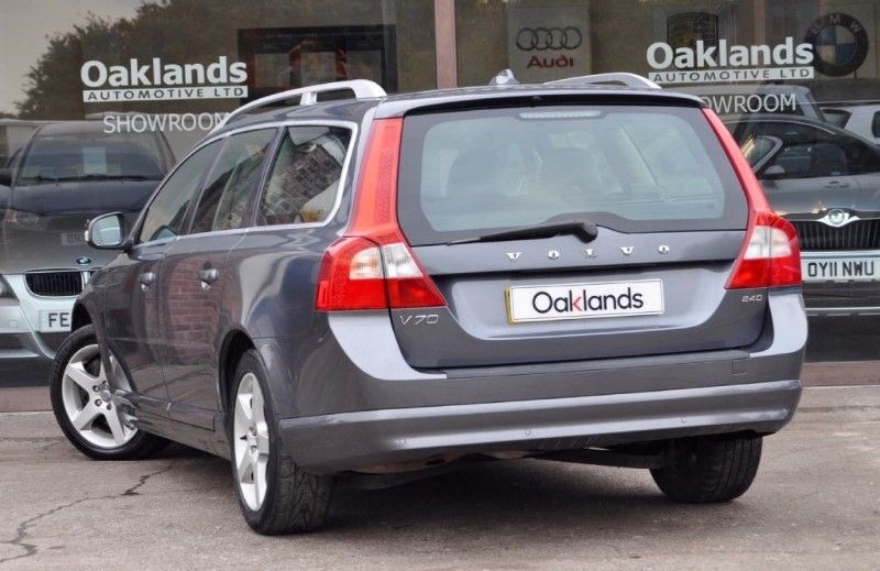 2008 Volvo V70 D SE LUX image 3