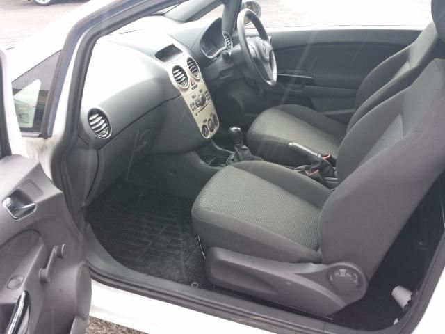 2007 VAUXHALL CORSA 1.3 CDTI image 4