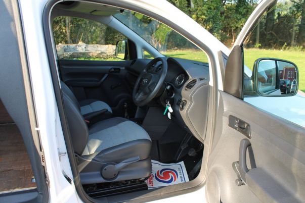 2011 VOLKSWAGEN CADDY MAXI C20 TDI image 5