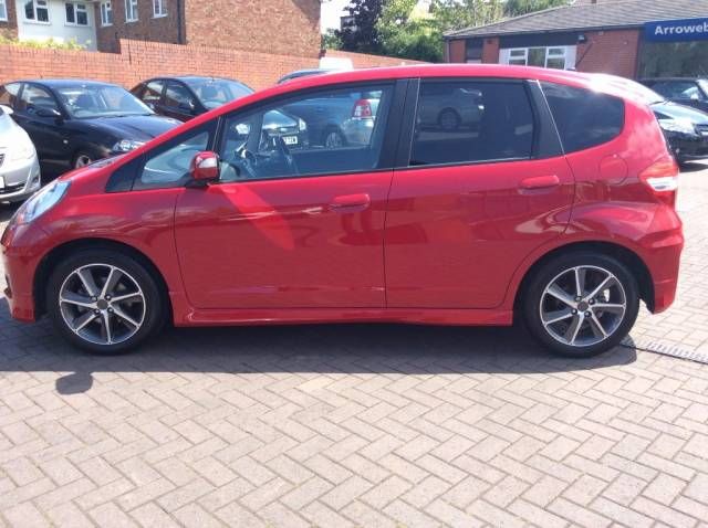 2014 HONDA JAZZ 1.4 image 2