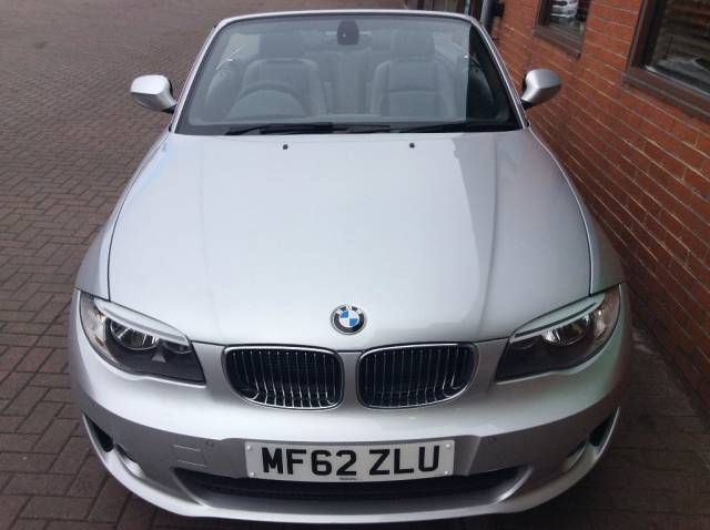 2012 BMW 1 SERIES 118d Exclusive Edition image 3