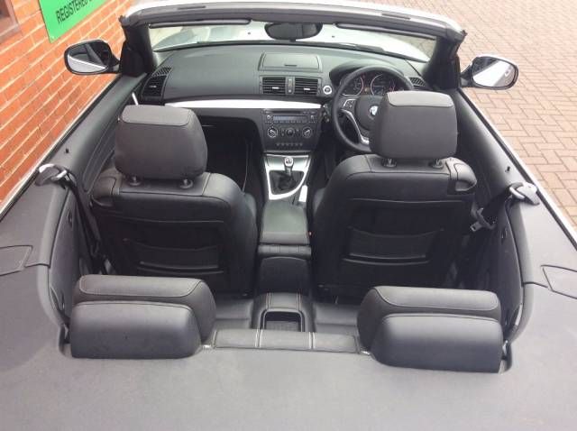 2012 BMW 1 SERIES 118d Exclusive Edition image 4