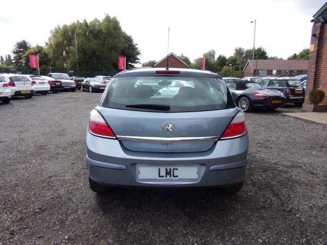 2006 VAUXHALL ASTRA 1.6 CLUB image 3