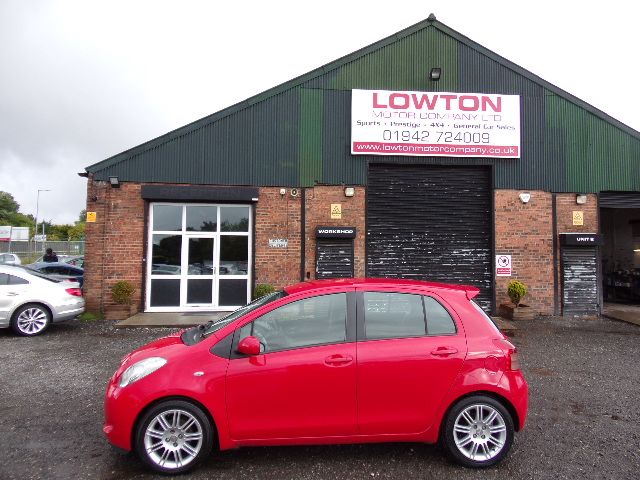 2008 TOYOTA YARIS 1.3 SR image 2