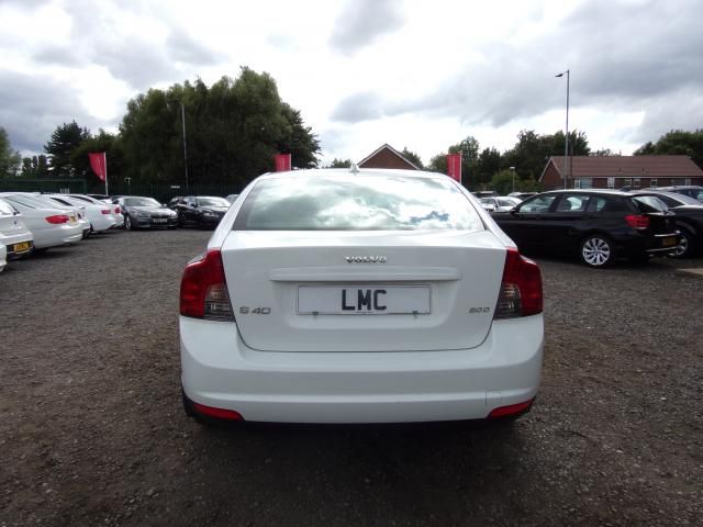 2008 VOLVO S40 2.0 S D image 3