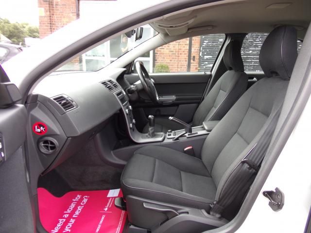 2008 VOLVO S40 2.0 S D image 5