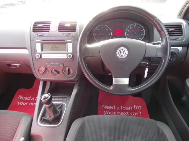 2009 VOLKSWAGEN JETTA 2.0 SE TDI image 4