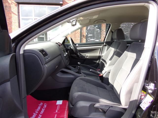 2009 VOLKSWAGEN JETTA 2.0 SE TDI image 5