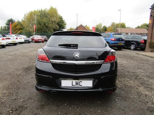 2010 VAUXHALL ASTRA 1.9 SRI XP CDTI image 3