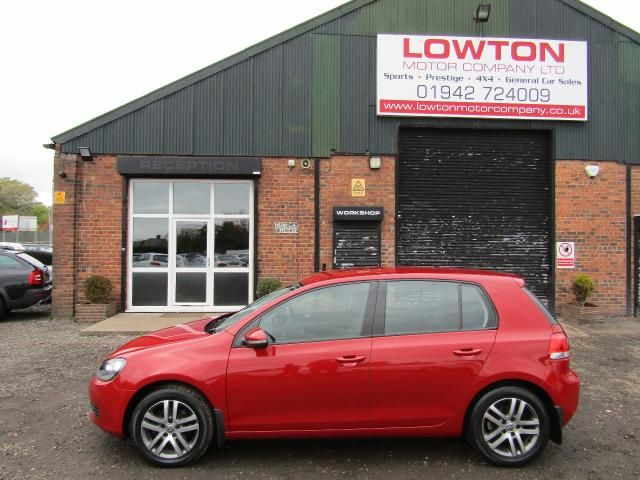 2009 VOLKSWAGEN GOLF 2.0 SE TDI image 2