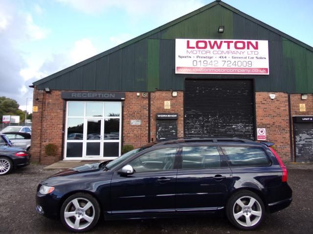 2010 VOLVO V70 2.0 D R-DESIGN SE image 2