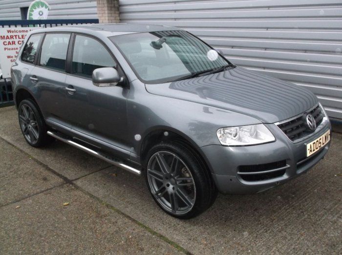 2005 Volkswagen Touareg 2.5 TDI SE image 1