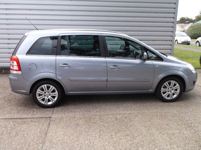 2010 Vauxhall Zafira 1.7 CDTi ecoFLEX image 2