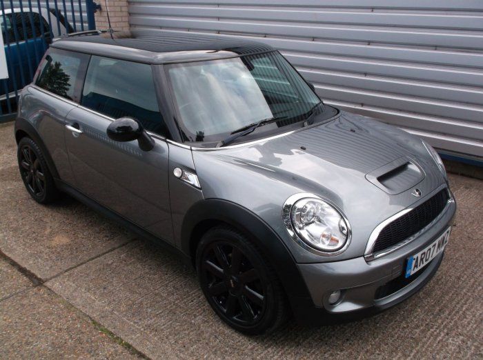 2007 Mini Hatchback 1.6 Cooper S image 1