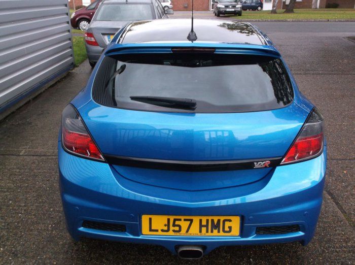 2007 Vauxhall Astra 2.0T 16V VXR image 3