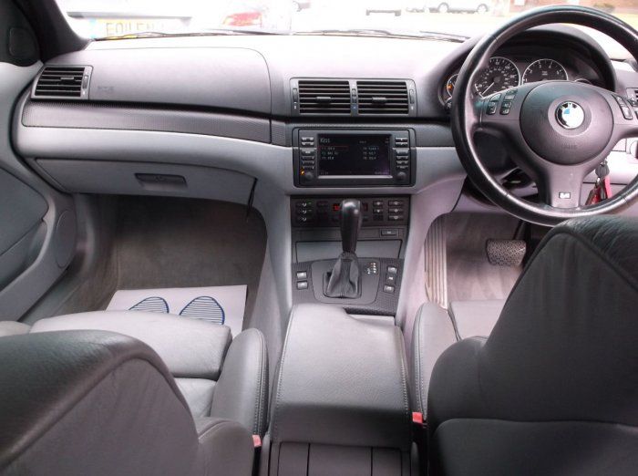 2004 BMW 3 Series 3.0 330i Sport image 4