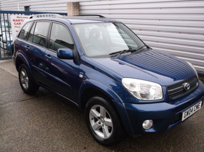 2004 Toyota Rav 4 2.0 XT3 image 1