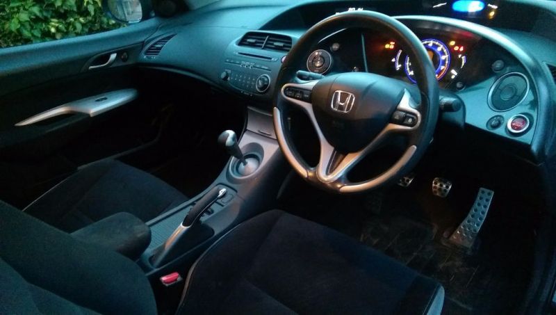 2006 Honda Civic 1.8i, very good condition, mot 03/2016 image 4