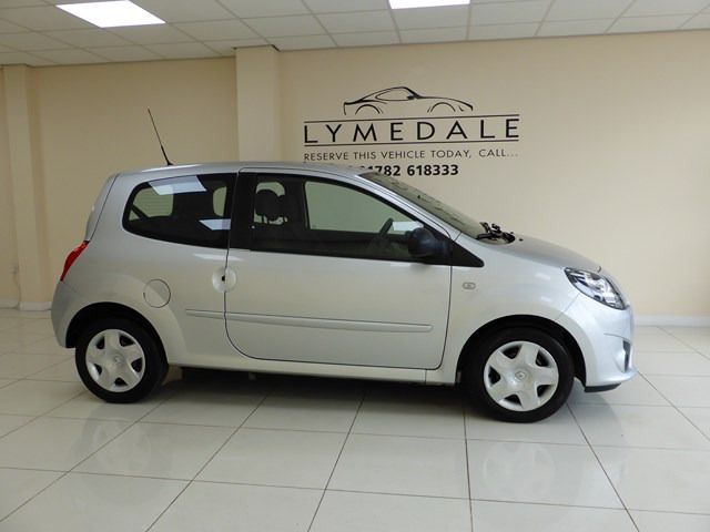 2010 RENAULT TWINGO 1.1 image 2