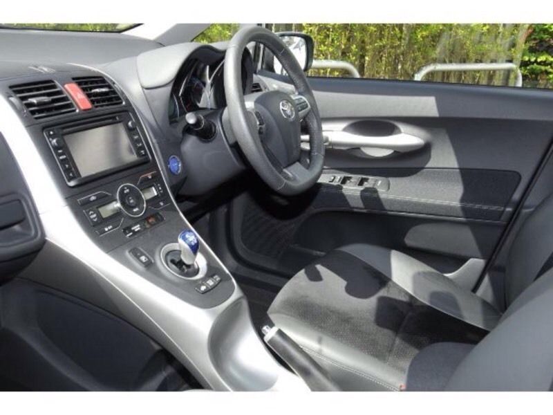 2012 Toyota Auris 1.8 T sprit image 1