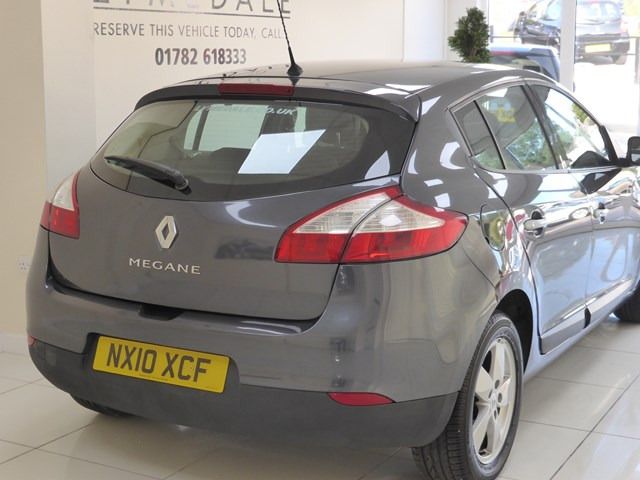 2010 RENAULT MEGANE 1.6 image 3